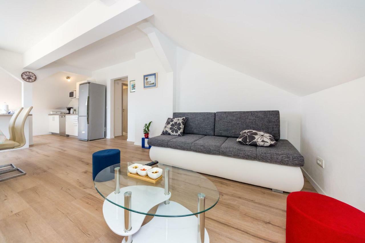 Apartman Iva Zara Exterior photo