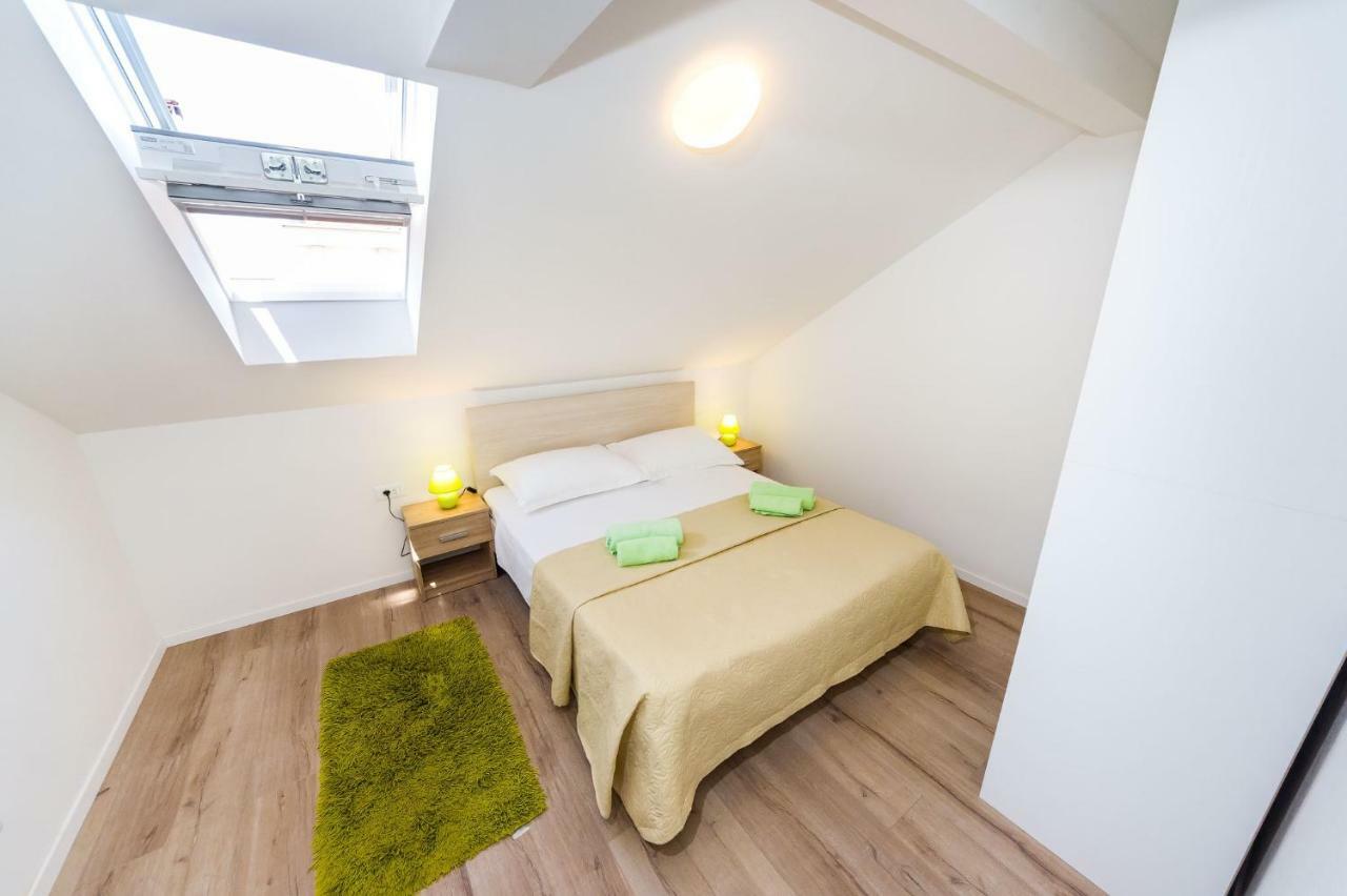 Apartman Iva Zara Exterior photo